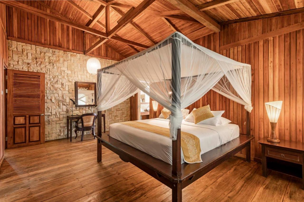 Siladen Resort & Spa Bunaken Esterno foto