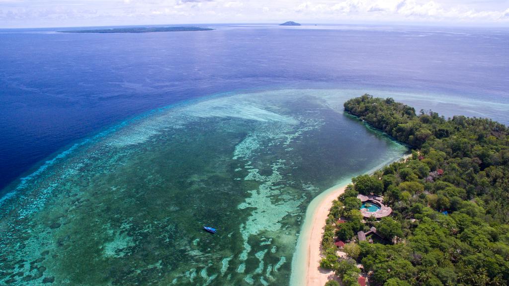 Siladen Resort & Spa Bunaken Esterno foto